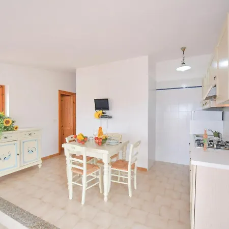 Townhouse With Communal Pool In Dom wakacyjny *